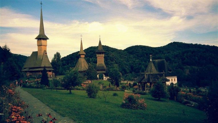 christian tour maramures