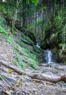 7 stairs Canyon tour