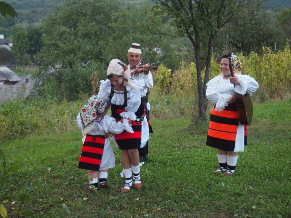 Romania 8-day group tour itinerary