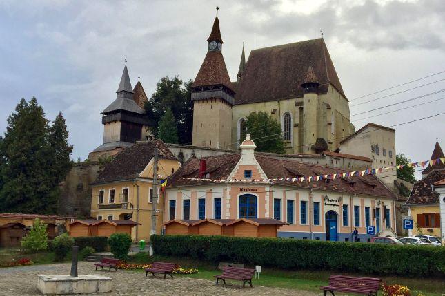 Day trip from Cluj to fortified villages