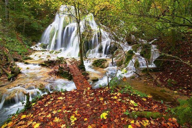 Classic picture from Beusnita waterfall