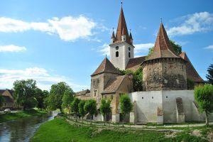 Beautiful Romanian Churches & Why You Should Visit Them