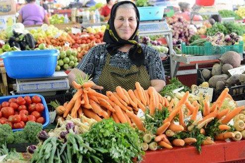 Piata Cibin / local farmers market