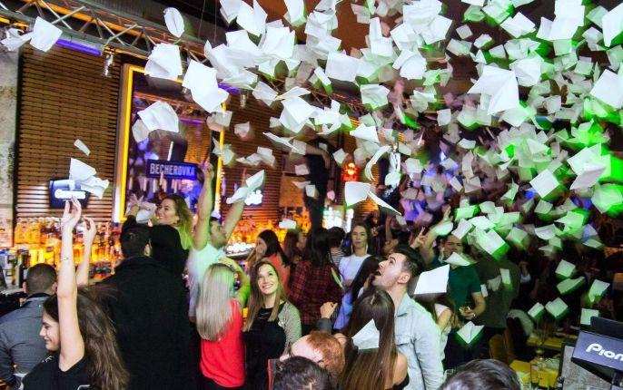 Romanian party scene