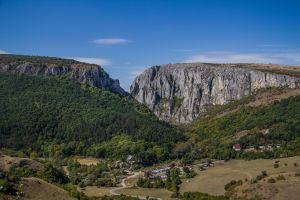 Hike in Turda Gorges