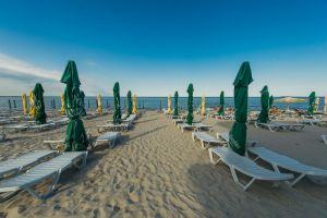 Free time by the beach: the beach resort of Mamaia