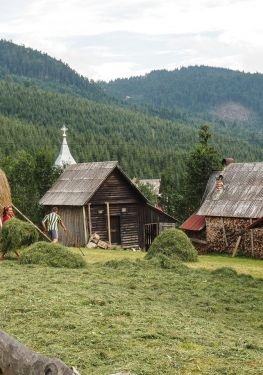 Hiking trip in Apuseni Carpathians