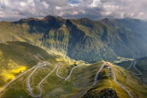 The Transfagarasan Road - the 'best road in the world' (TopGear)