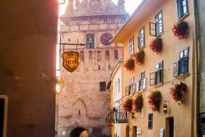 Romania 8-day group tour itinerary