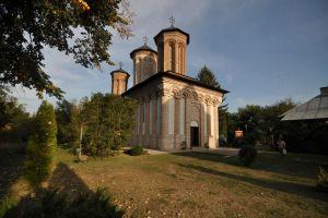 A 14th century attraction on an island - Snagov Monastery