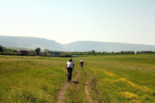 The beautiful entrance towards Turda Gorges